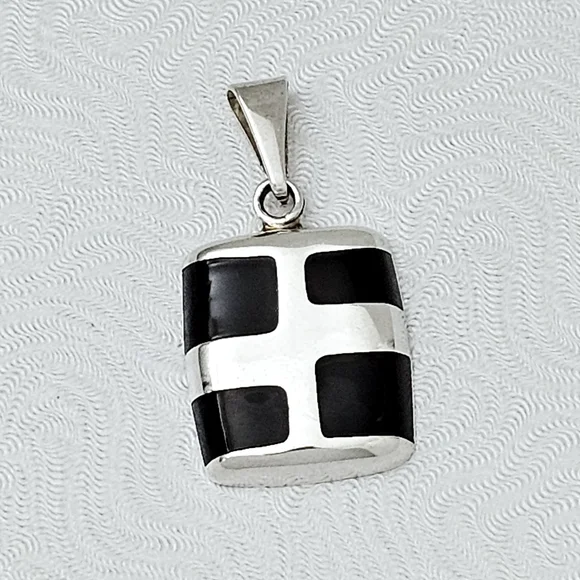 Silpada Very Rare Sterling Silver Square Black Onyx Stone Inlays Pendant HS028 - Picture 2 of 15